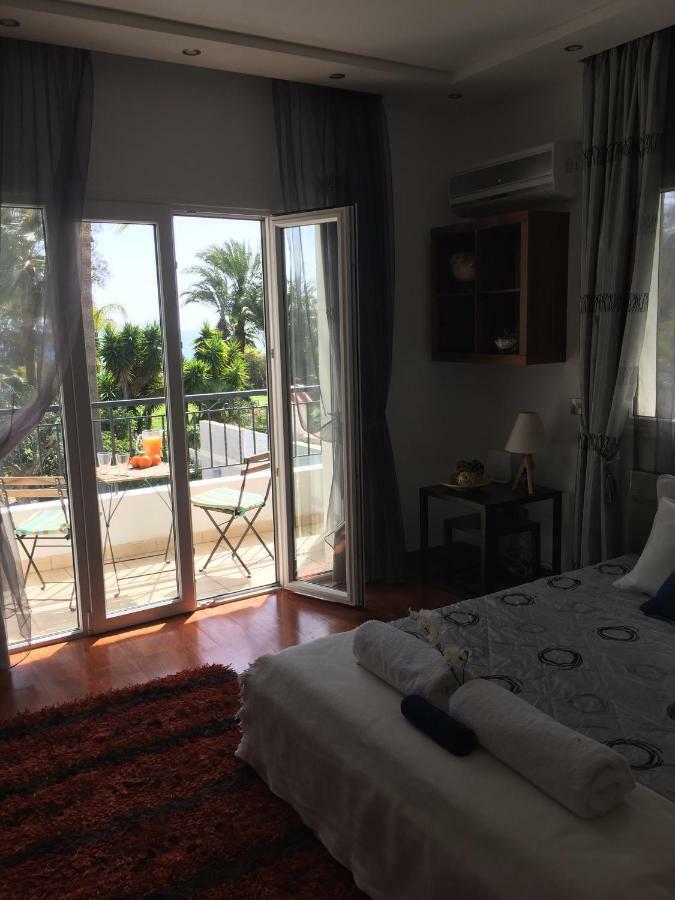 Deluxe First Line Villa Perivolia Exterior foto