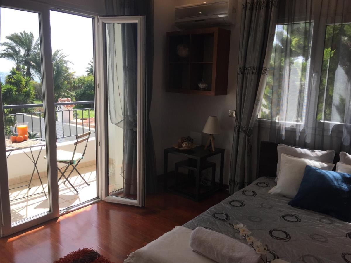 Deluxe First Line Villa Perivolia Exterior foto